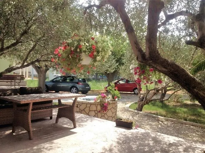 Apartments Totoadria Ljubač